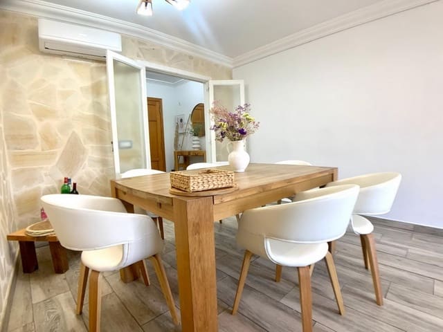 Piso de 3 habitaciones en Cala Ratjada, Capdepera en venta con garaje - 299.000 € (Ref: 8911432)