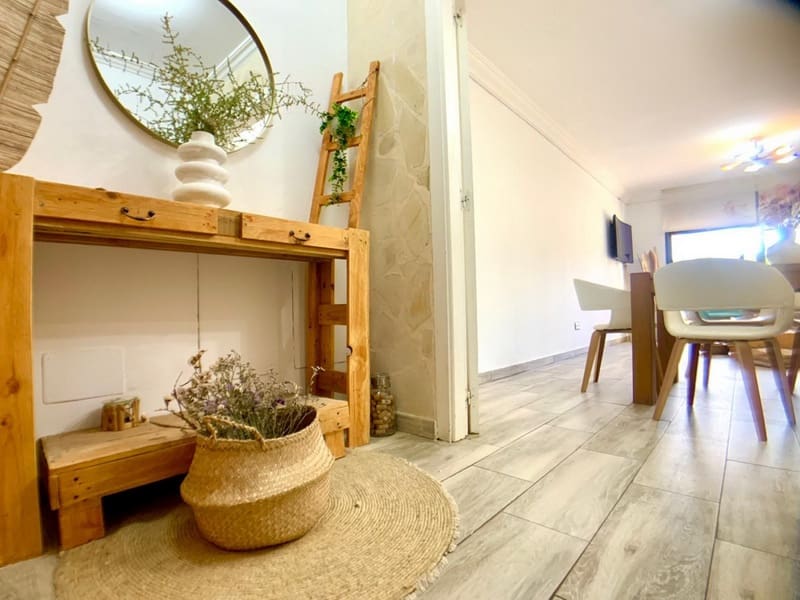 3 soveværelse Lejlighed til salg i Cala Ratjada med garage - € 299.000 (Ref: 8911432)