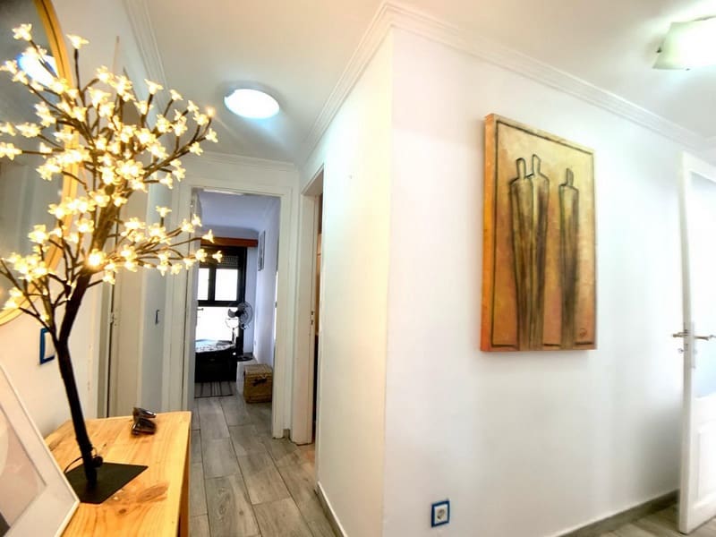 3 soveværelse Lejlighed til salg i Cala Ratjada med garage - € 299.000 (Ref: 8911432)