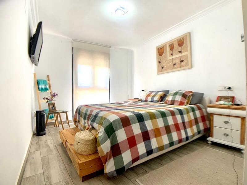 3 soveværelse Lejlighed til salg i Cala Ratjada med garage - € 299.000 (Ref: 8911432)