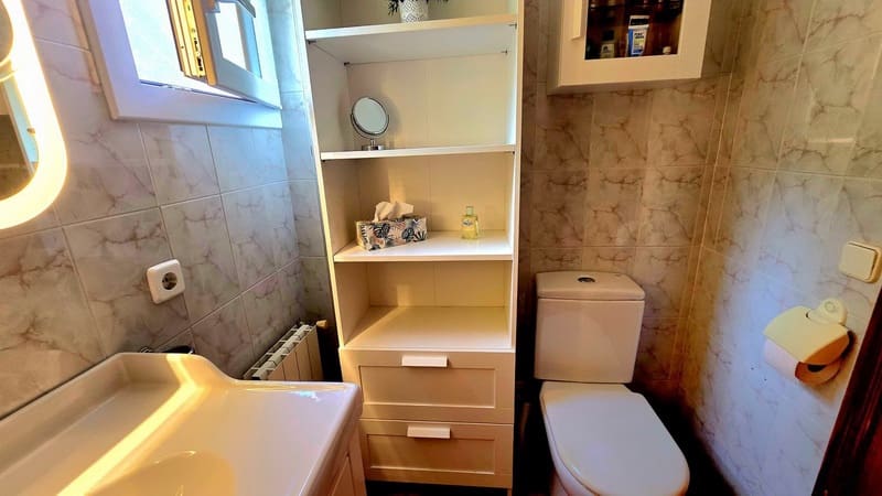 2 soveværelse Lejlighed til salg i Cala Ratjada med garage - € 285.000 (Ref: 9060145)