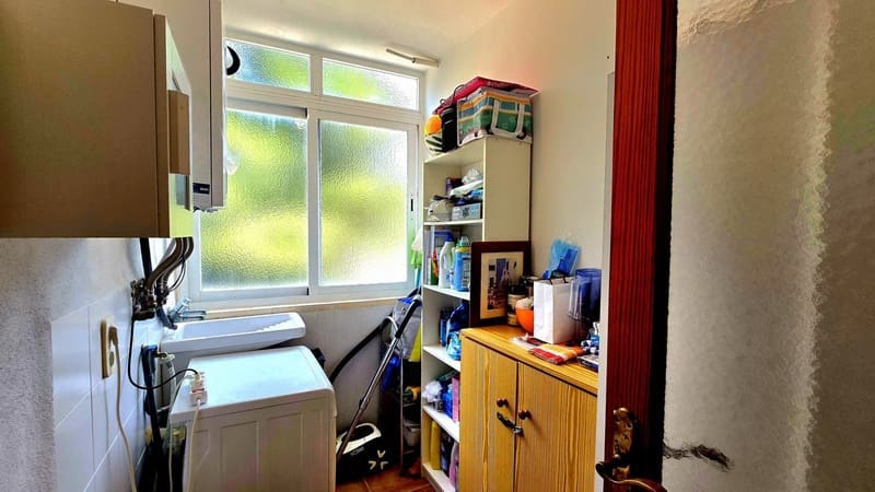 2 soveværelse Lejlighed til salg i Cala Ratjada med garage - € 285.000 (Ref: 9060145)