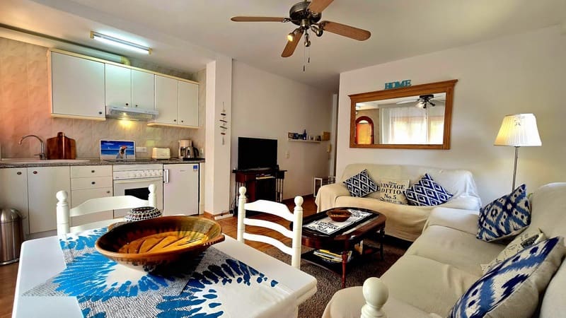 2 soveværelse Lejlighed til salg i Cala Ratjada med garage - € 285.000 (Ref: 9060145)