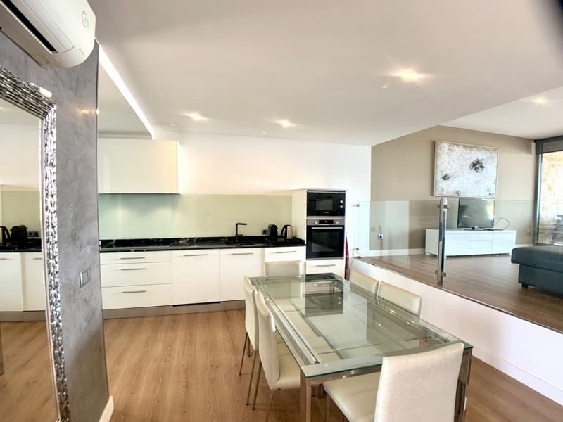 2 soveværelse Villa til salg i Cala Ratjada med swimmingpool - € 1.250.000 (Ref: 9093318)