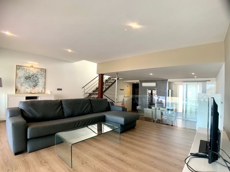 2 soveværelse Villa til salg i Cala Ratjada med swimmingpool - € 1.250.000 (Ref: 9093318)