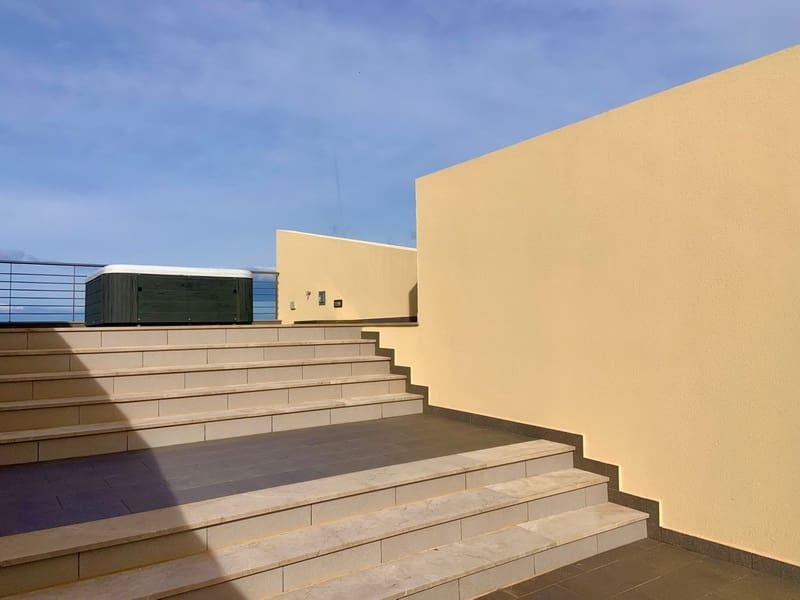 2 soveværelse Villa til salg i Cala Ratjada med swimmingpool - € 1.250.000 (Ref: 9093318)