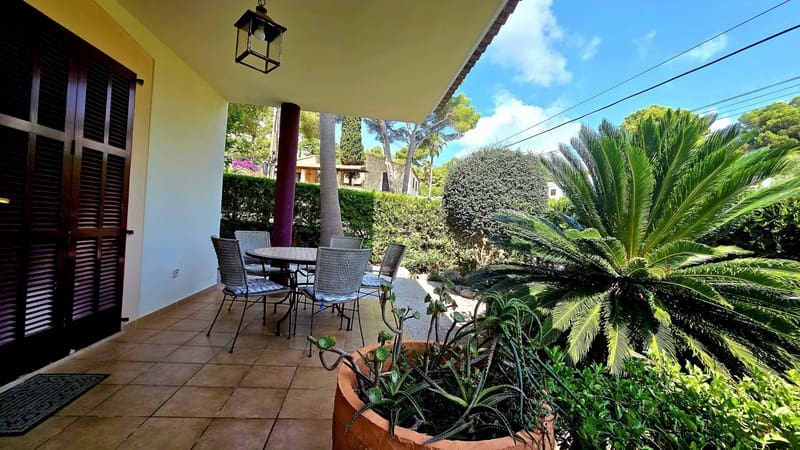 3 soveværelse Byhus til salg i Canyamel med swimmingpool - € 495.000 (Ref: 9116398)