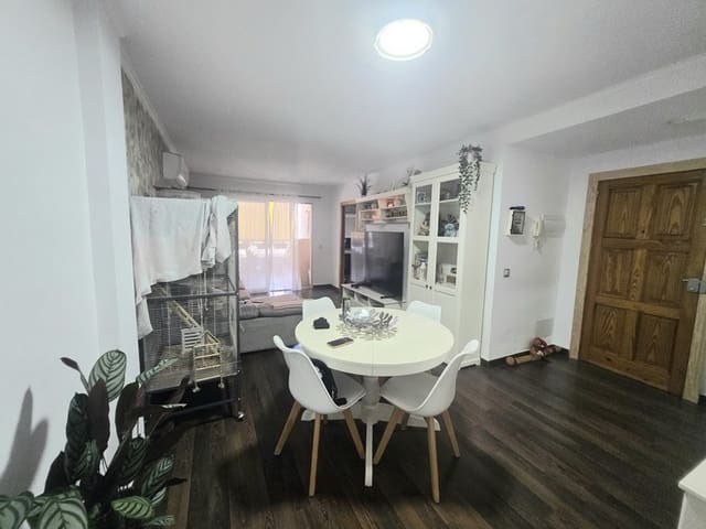 3 soveværelse Lejlighed til salg i Cala Ratjada, Capdepera med garage - € 299.000 (Ref: 9294889)