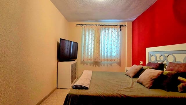 Piso de 3 habitaciones en Cala Ratjada, Capdepera en venta con garaje - 335.000 € (Ref: 9294934)