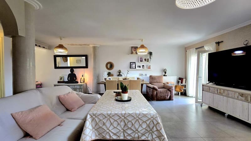 3 soveværelse Byhus til salg i Cala Ratjada med swimmingpool garage - € 690.000 (Ref: 9301919)