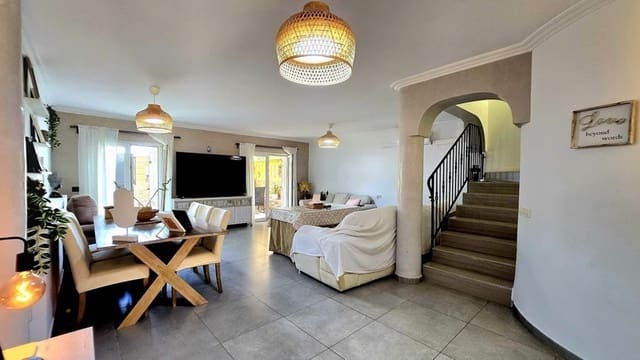 3 bedroom Townhouse for sale in Cala Ratjada, Capdepera with pool garage - € 690,000 (Ref: 9301919)