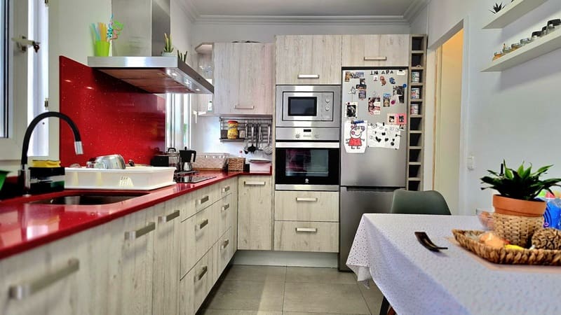 3 soveværelse Byhus til salg i Cala Ratjada med swimmingpool garage - € 690.000 (Ref: 9301919)