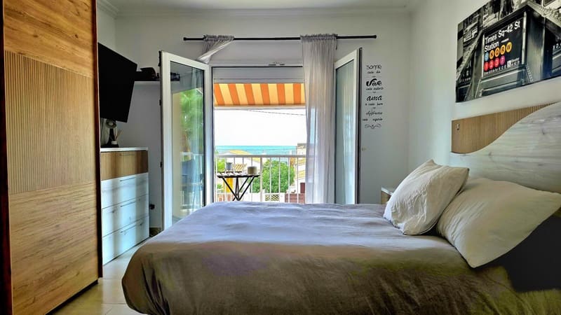 3 soveværelse Byhus til salg i Cala Ratjada med swimmingpool garage - € 690.000 (Ref: 9301919)