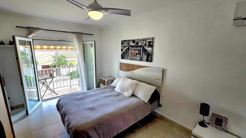 3 soveværelse Byhus til salg i Cala Ratjada med swimmingpool garage - € 690.000 (Ref: 9301919)