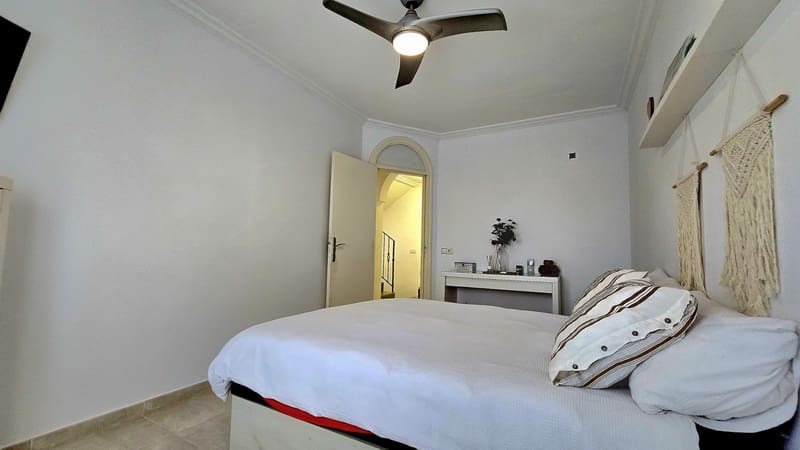 3 soveværelse Byhus til salg i Cala Ratjada med swimmingpool garage - € 690.000 (Ref: 9301919)