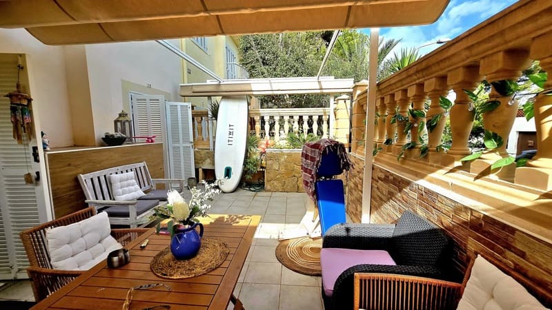 3 soveværelse Byhus til salg i Cala Ratjada med swimmingpool garage - € 690.000 (Ref: 9301919)