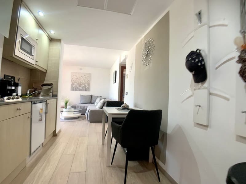 1 soveværelse Lejlighed til salg i Cala Ratjada med swimmingpool - € 295.000 (Ref: 9425841)