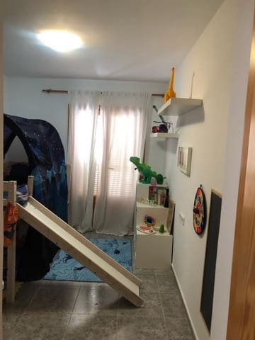 4 slaapkamer Rijtjeshuis te koop in Cala Ratjada, Capdepera met garage - € 525.000 (Ref: 9438130)