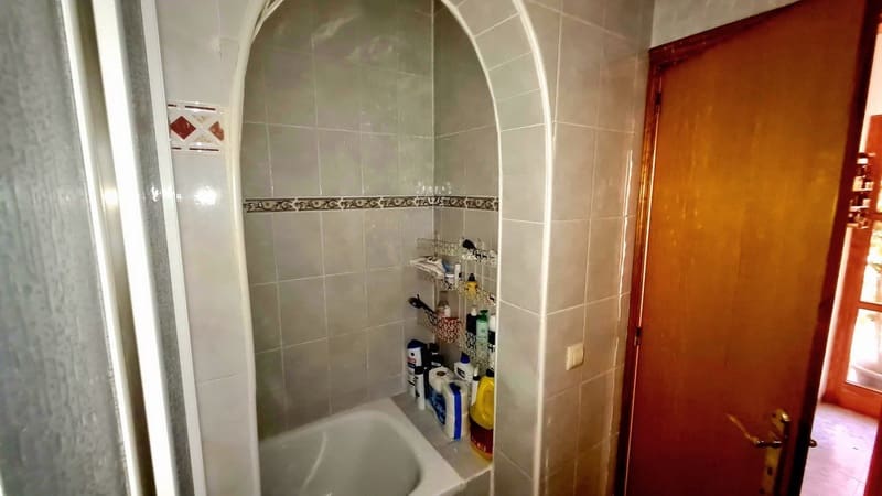 4 slaapkamer Rijtjeshuis te koop in Cala Ratjada met garage - € 525.000 (Ref: 9438130)