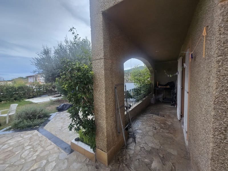 4 slaapkamer Rijtjeshuis te koop in Cala Ratjada met garage - € 525.000 (Ref: 9438130)