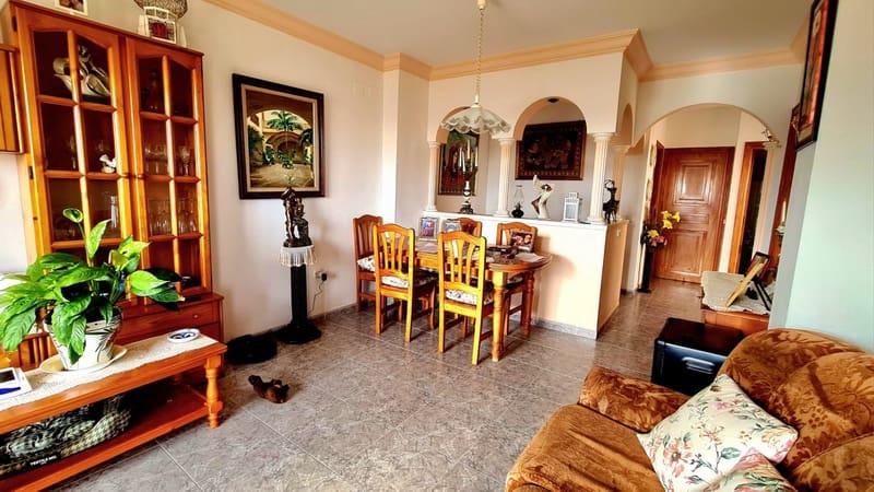 4 slaapkamer Rijtjeshuis te koop in Cala Ratjada met garage - € 525.000 (Ref: 9438130)