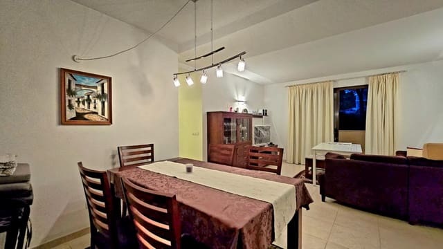 3 soveværelse Lejlighed til salg i Cala Ratjada, Capdepera med garage - € 345.000 (Ref: 9536878)