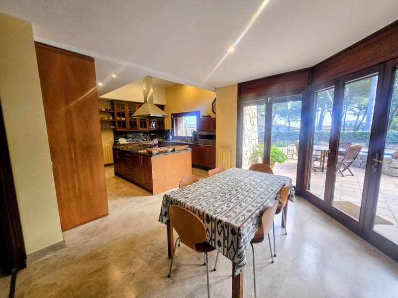 9 soveværelse Villa til salg i Cala Ratjada med swimmingpool garage - € 3.995.000 (Ref: 9559443)