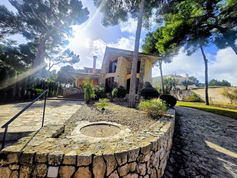 9 soveværelse Villa til salg i Cala Ratjada med swimmingpool garage - € 3.995.000 (Ref: 9559443)