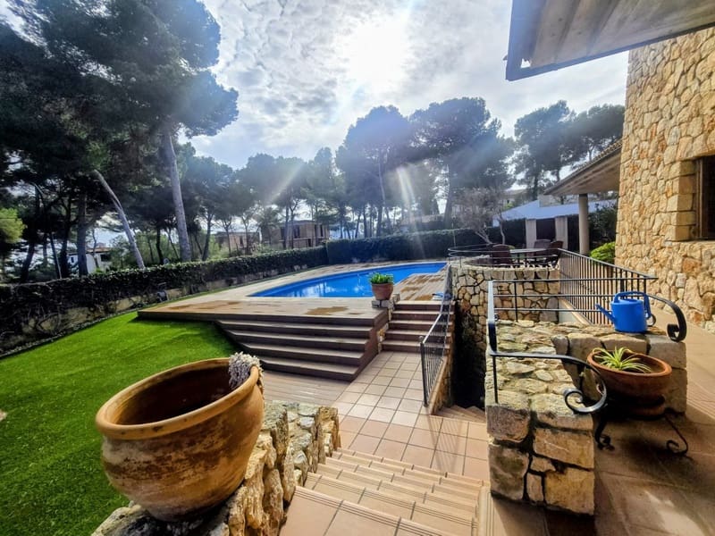 9 soveværelse Villa til salg i Cala Ratjada med swimmingpool garage - € 3.995.000 (Ref: 9559443)