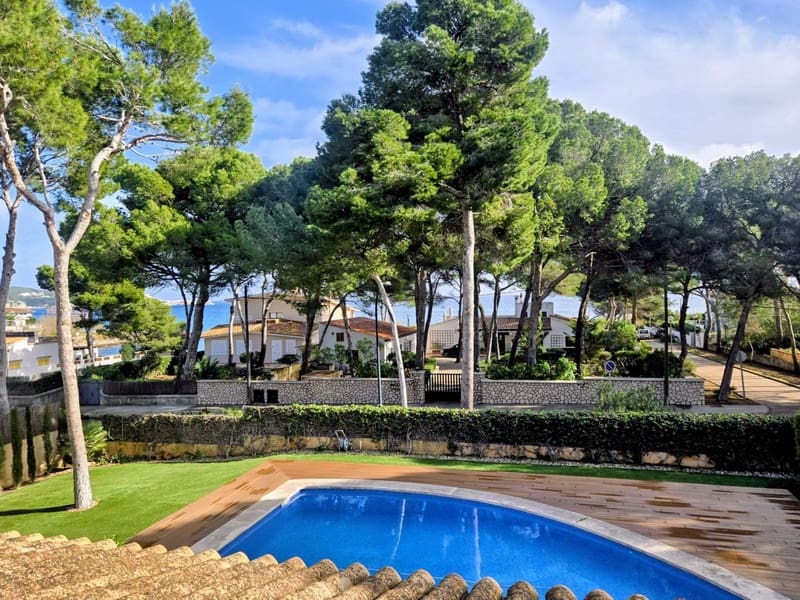 9 soveværelse Villa til salg i Cala Ratjada med swimmingpool garage - € 3.995.000 (Ref: 9559443)