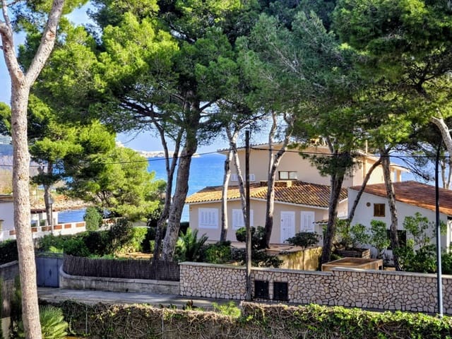 9 soveværelse Villa til salg i Cala Ratjada, Capdepera med swimmingpool garage - € 3.995.000 (Ref: 9559443)