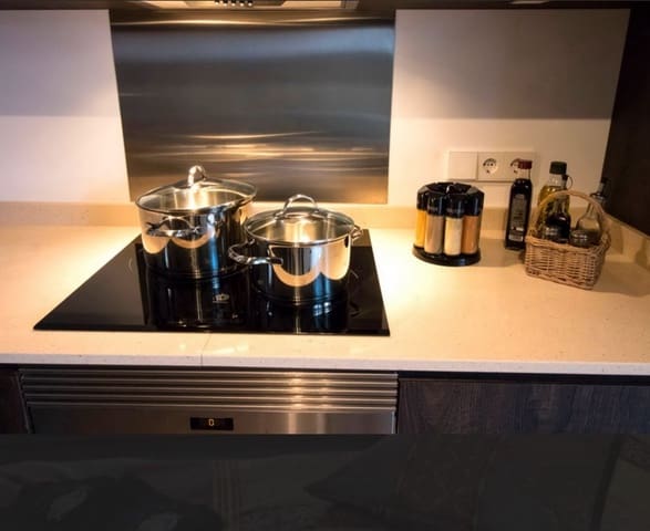 2 slaapkamer Rijtjeshuis te koop in Cala Ratjada, Capdepera - € 850.000 (Ref: 9678147)