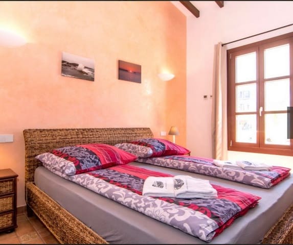 2 slaapkamer Rijtjeshuis te koop in Cala Ratjada, Capdepera - € 850.000 (Ref: 9678147)