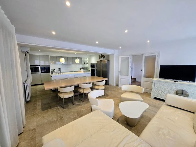 5 chambre Finca/Maison de Campagne à vendre à Capdepera avec piscine garage - 1 800 000 € (Ref: 9680558)