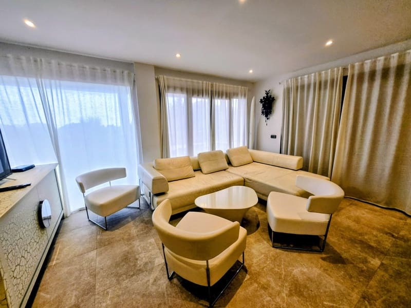 5 chambre Finca/Maison de Campagne à vendre à Capdepera avec piscine garage - 1 800 000 € (Ref: 9680558)