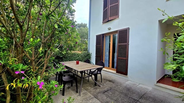 4 sypialnia Dom szeregowy na sprzedaż w Cala Ratjada, Capdepera z garażem - 515 000 € (Ref: 9771955)