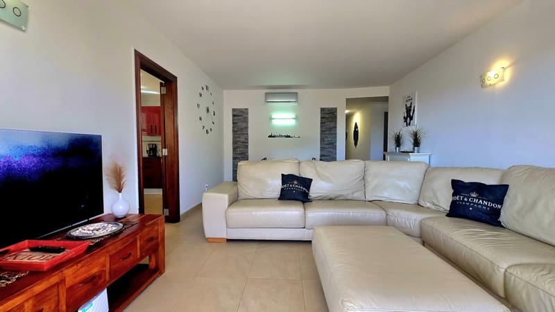 3 sovrum Lägenhet till salu i Cala Ratjada med garage - 385 000 € (Ref: 9773403)