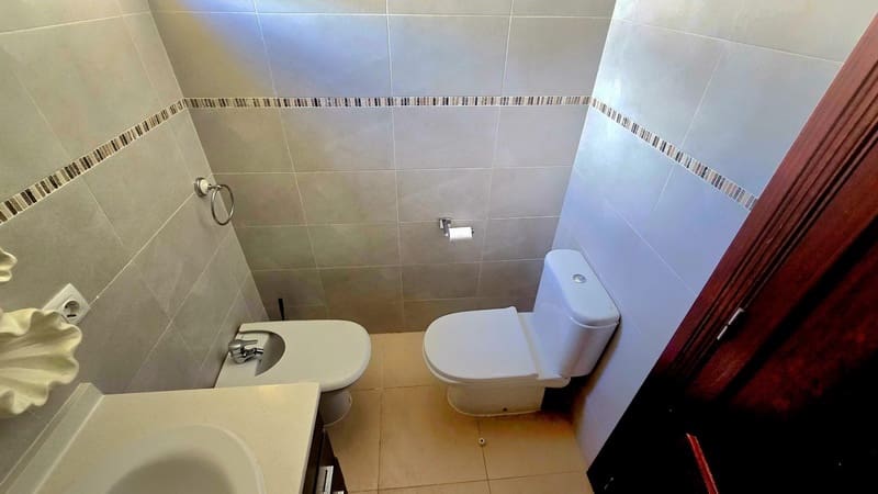 3 sovrum Lägenhet till salu i Cala Ratjada med garage - 385 000 € (Ref: 9773403)