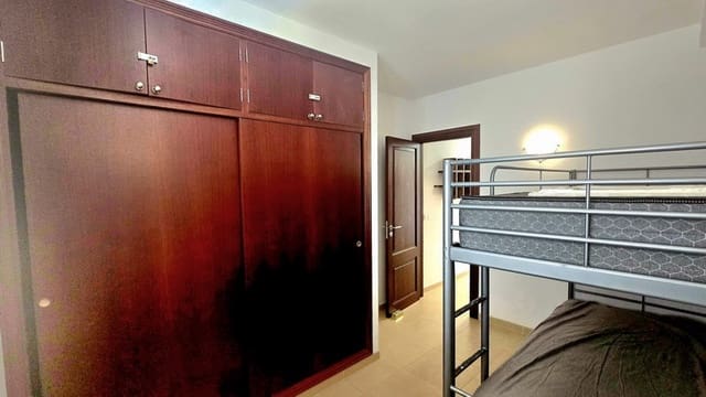 3 sovrum Lägenhet till salu i Cala Ratjada, Capdepera med garage - 385 000 € (Ref: 9773403)