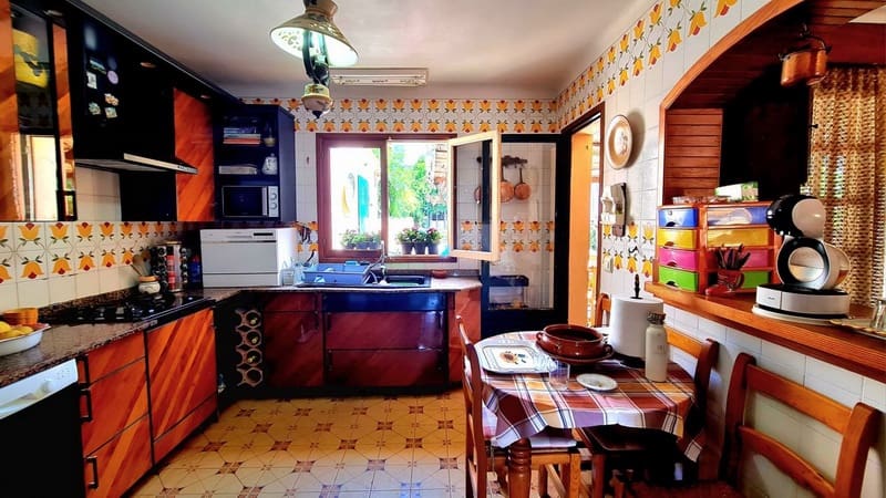 4 sypialnia Dom szeregowy na sprzedaż w Cala Ratjada z basenem garażem - 505 000 € (Ref: 9797669)