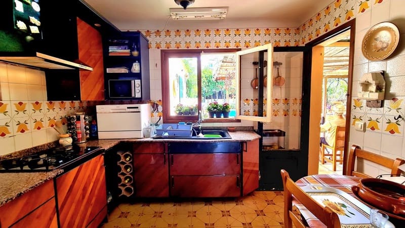 4 sypialnia Dom szeregowy na sprzedaż w Cala Ratjada z basenem garażem - 505 000 € (Ref: 9797669)