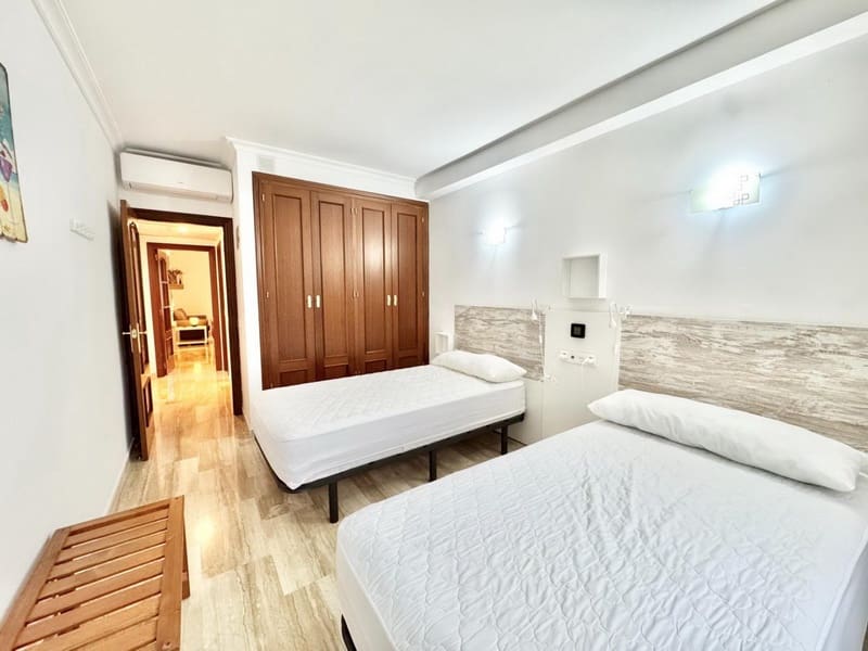 3 bedroom Flat for sale in Cala Ratjada with garage - € 499,000 (Ref: 9813475)