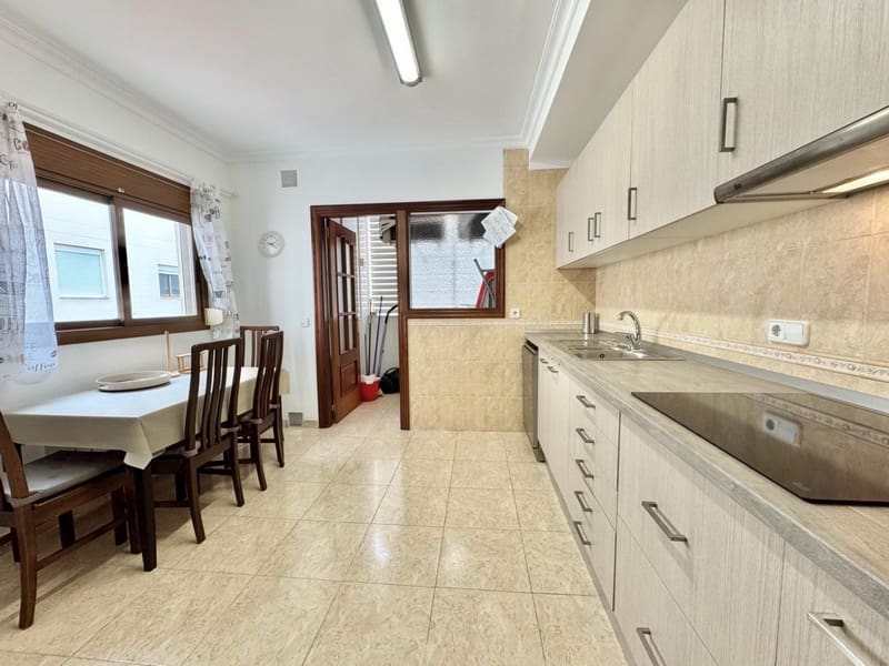 3 bedroom Flat for sale in Cala Ratjada with garage - € 499,000 (Ref: 9813475)