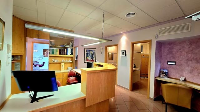 Erhverv til salg i Cala Ratjada, Capdepera - € 800.000 (Ref: 9829652)