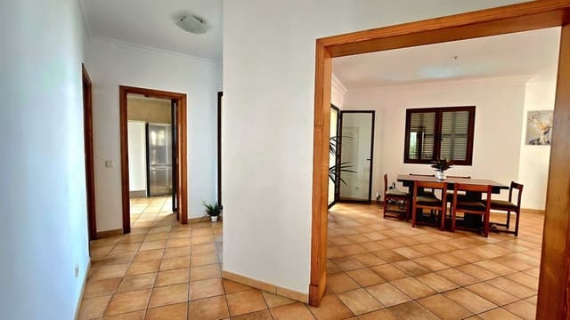 4 bedroom Villa for sale in Capdepera - € 785,000 (Ref: 9987119)