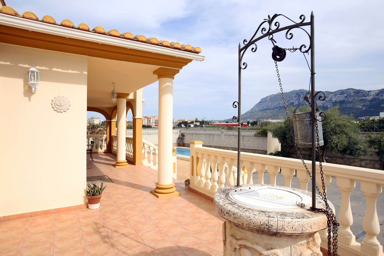 4 makuuhuone Huvila myytävänä paikassa Denia - 650 000 € (Ref: 6807396)