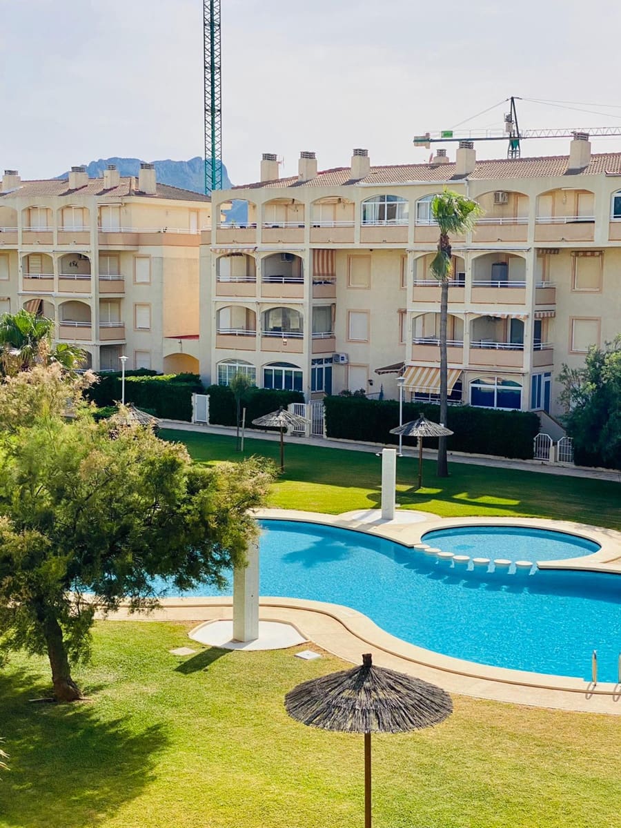   2 soveværelse   ferieLejlighed i Denia     - € 935 (Ref: 7626880)