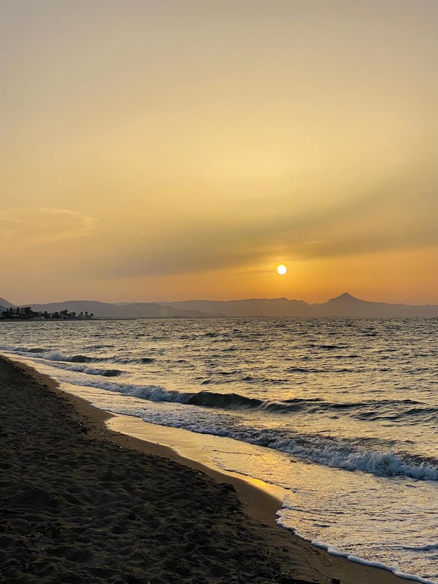   2 soveværelse   ferieLejlighed i Denia     - € 935 (Ref: 7626880)