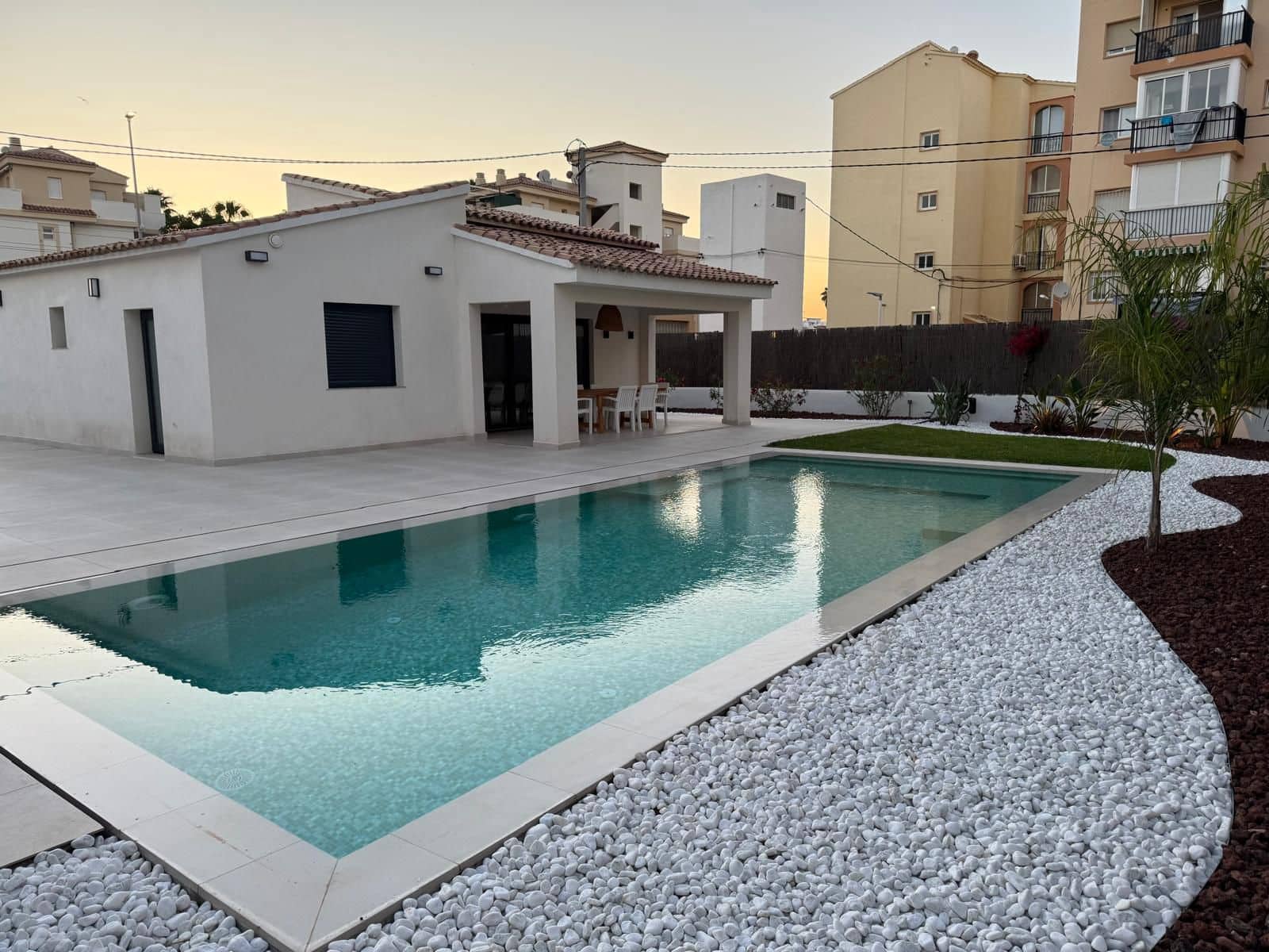 3 bedroom Villa for sale in Denia - € 585,000 (Ref: 8374570)