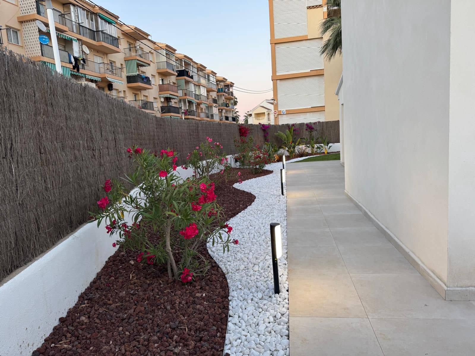 3 bedroom Villa for sale in Denia - € 585,000 (Ref: 8374570)